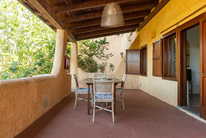 [ "TRILOCALE GARDEN RETREAT" // STINTINO ]