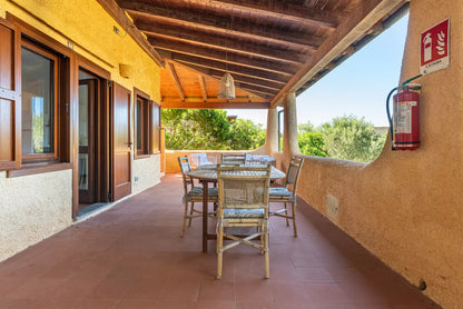 [ "TRILOCALE GARDEN RETREAT" // STINTINO ]