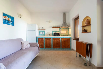 [ "TRILOCALE GARDEN RETREAT" // STINTINO ]