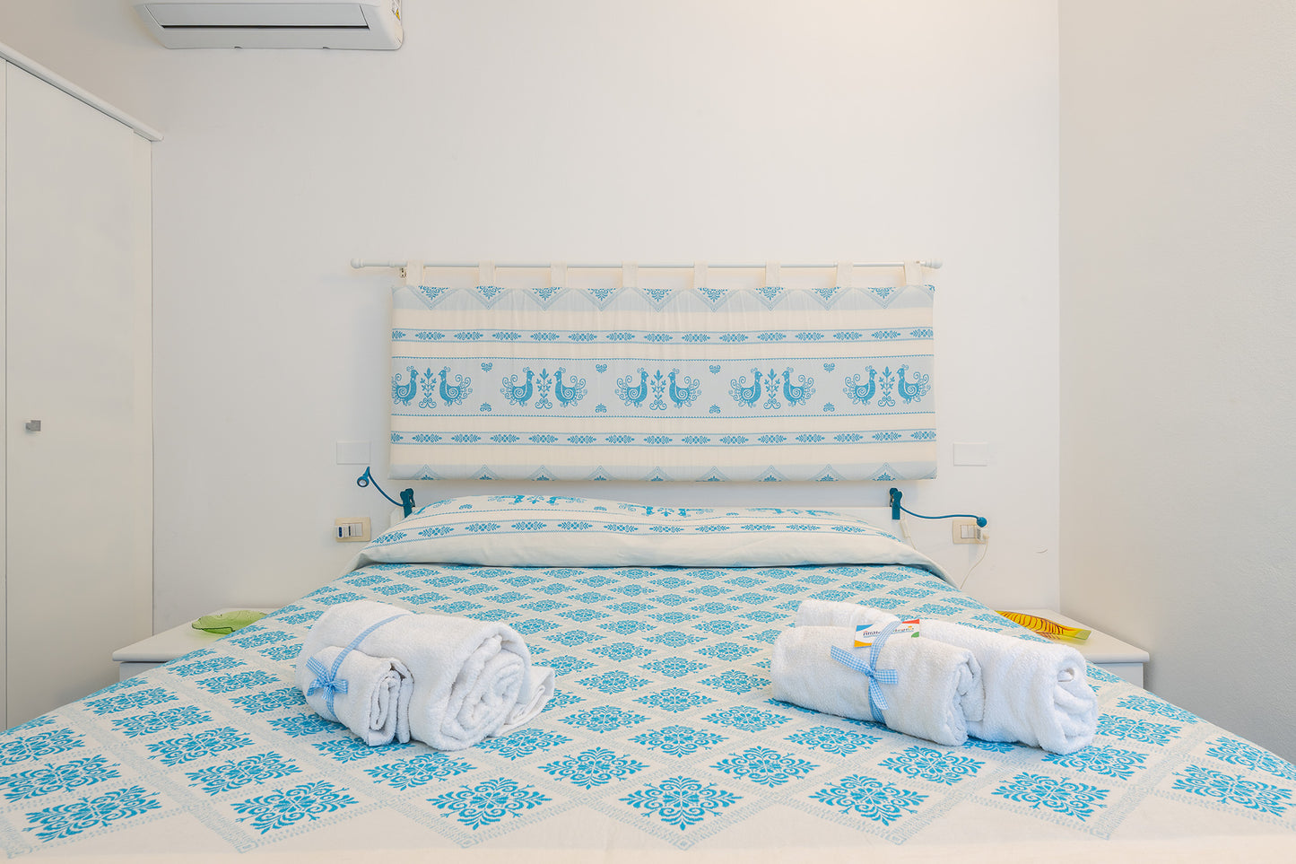 [ "PELOSA BREEZE BILO" // STINTINO ]