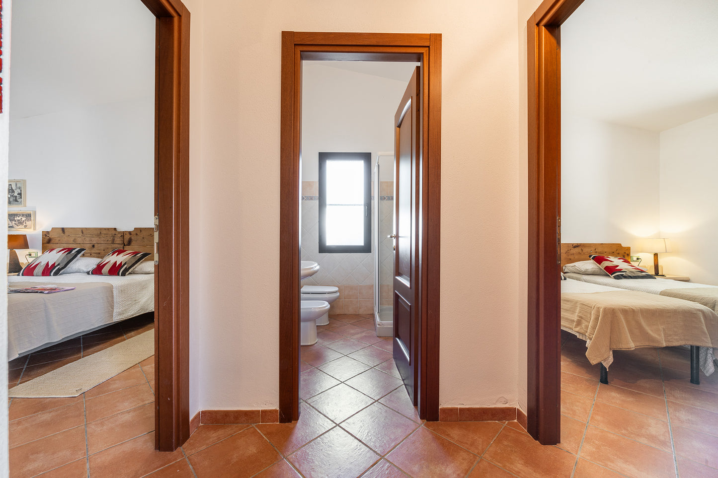 [ "VILLETTA GRECU NATURE" // OROSEI ]