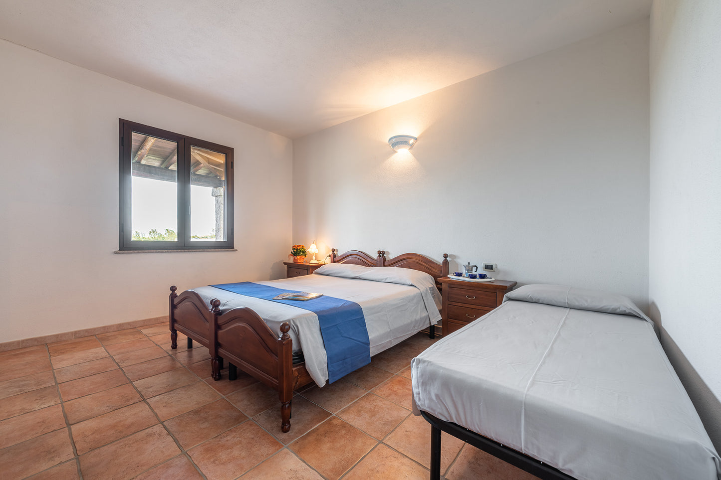 [ "VILLA MIRTO QUADRI" // SINISCOLA ]