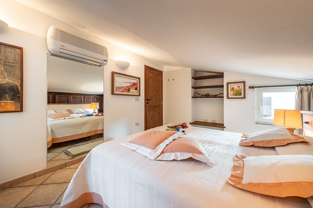 [ "VILLA GOLFO BLU" // CALA GONONE ]