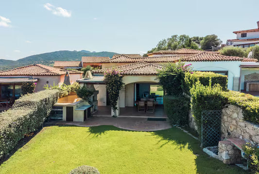 [ "VILLA VISTA MARE" PALAU ]