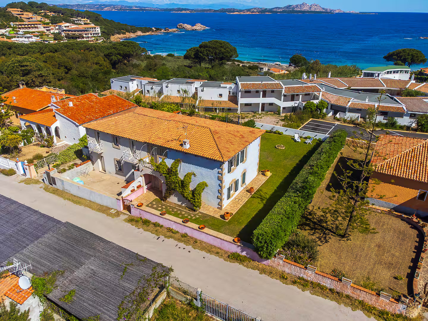 [ "VILLA CORALLINA" // BAJA SARDINIA ]