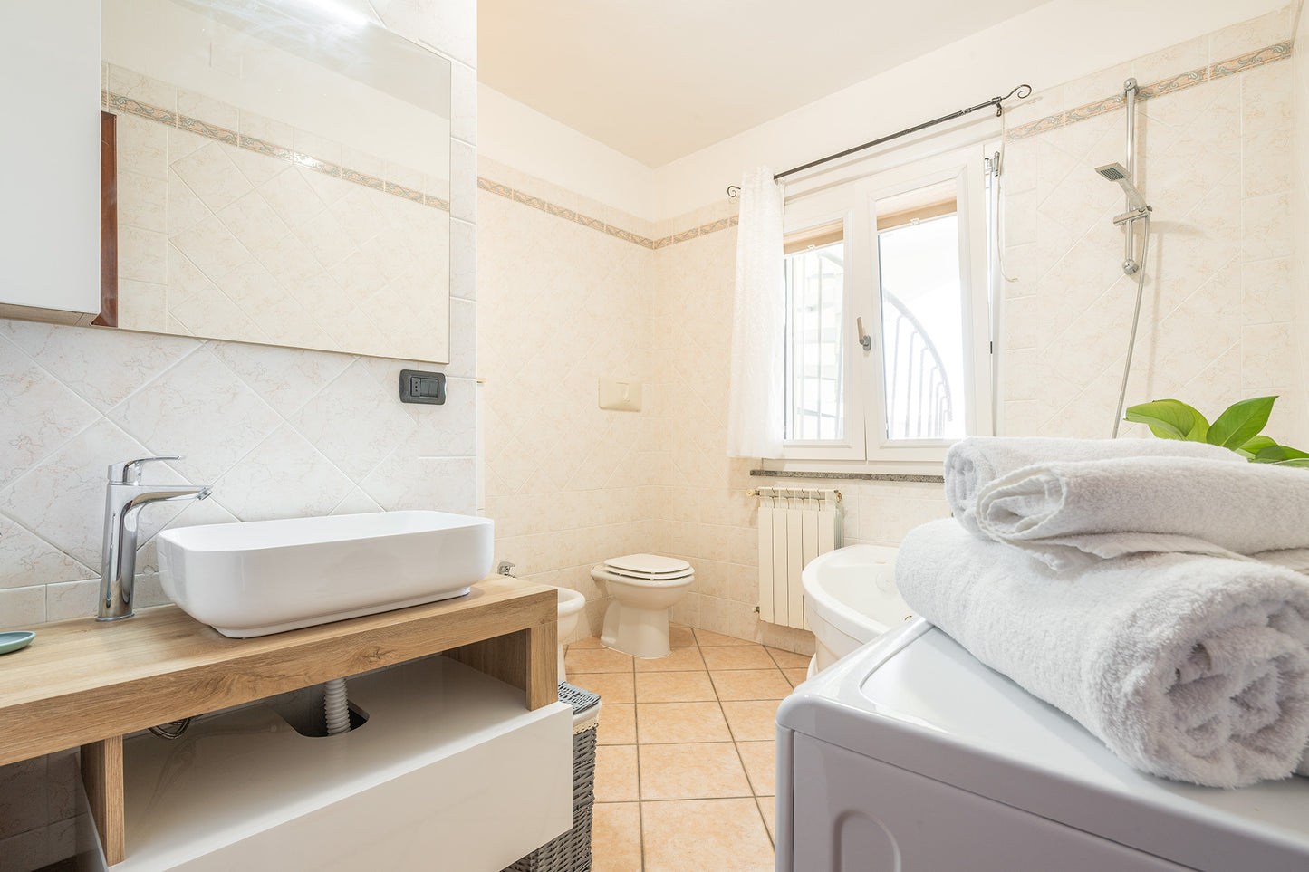 [ "TRILO BALAI PANORAMA" // PORTO TORRES ]