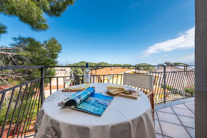 [ "VILLA GOLFO BLU" // CALA GONONE ]