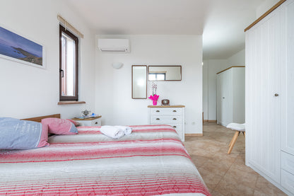 [ "VILLA LUSSO PELOSA" // STINTINO ]