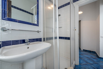 [ "PELOSA DREAM TRILO" // STINTINO ]