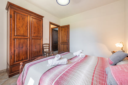 [ "VILLA MIRTO TRILO 3" // SINISCOLA ]