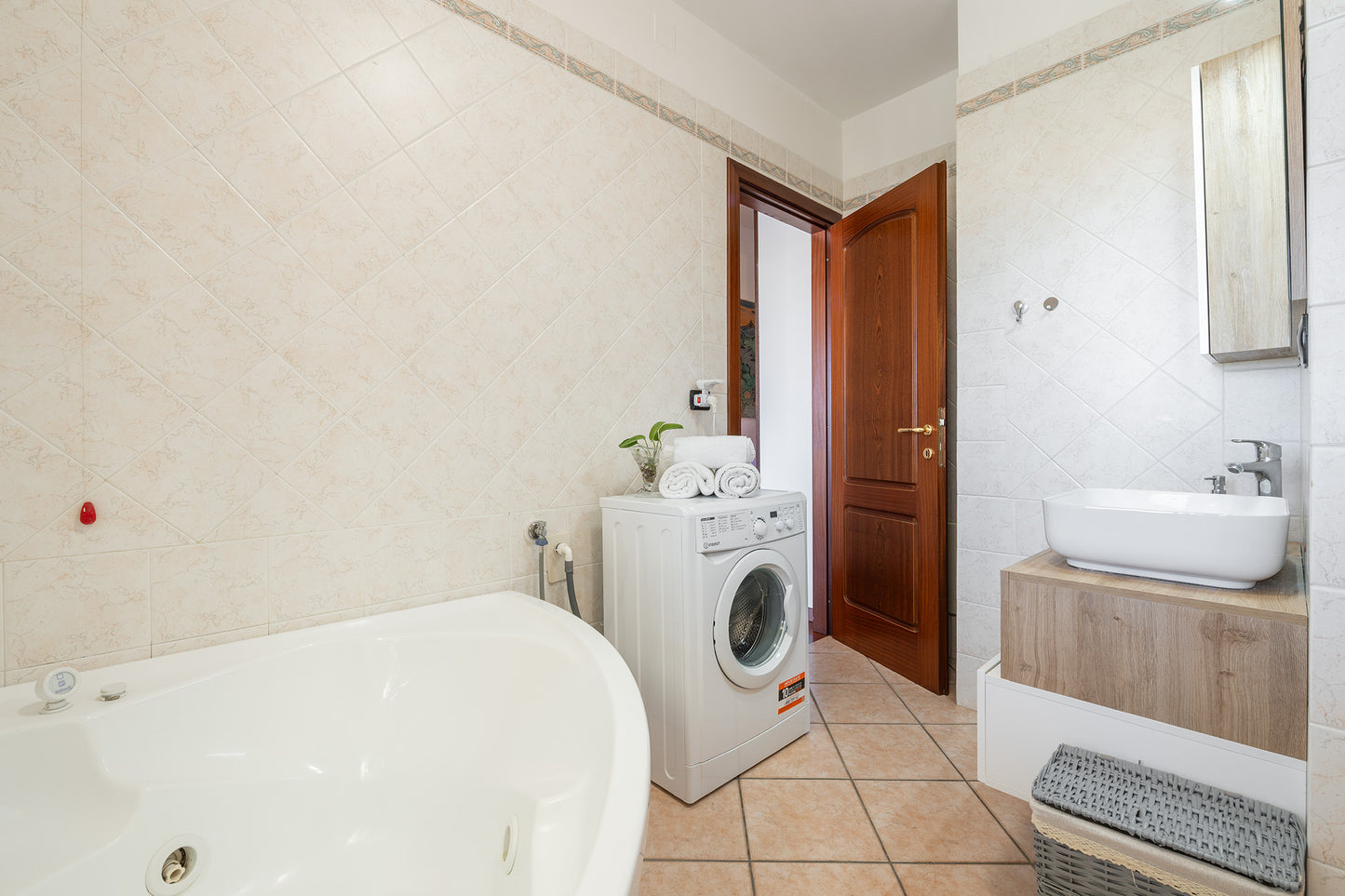 [ "TRILO BALAI PANORAMA" // PORTO TORRES ]