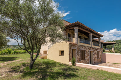 [ "VILLA MIRTO TRILO 1" // SINISCOLA ]