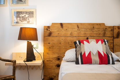 [ "VILLETTA GRECU NATURE" // OROSEI ]