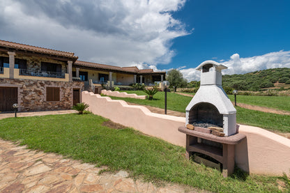 [ "VILLA MIRTO TRILO 1" // SINISCOLA ]