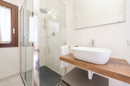 [ "VILLA LUXURY CINTA" // SAN TEODORO ]