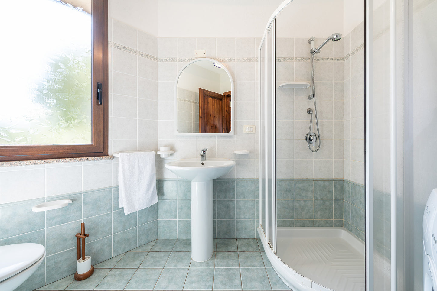 [ "VILLA MIRTO TRILO 3" // SINISCOLA ]