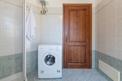 [ "VILLA MIRTO TRILO 3" // SINISCOLA ]