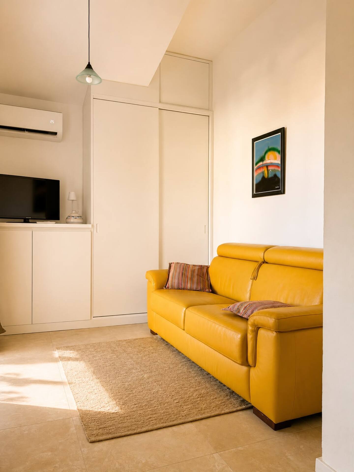 [ "VILLA PANTELLERIA GARDEN 15 PAX" // CANNIGIONE ]