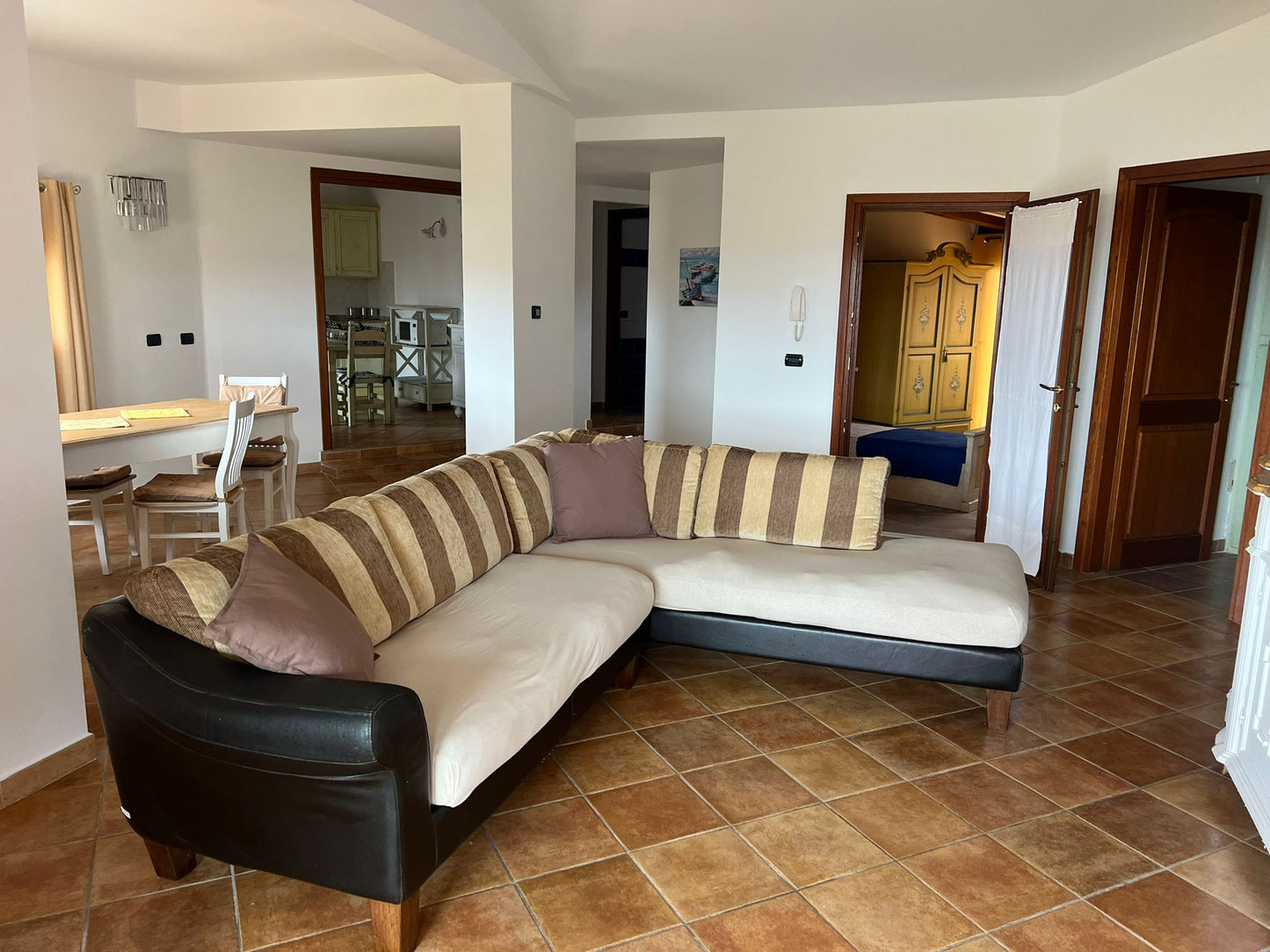 [ "VILLA PISCINA TAVOLARA RELAX" // PORTO SAN PAOLO ]
