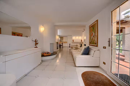 [ "VILLA OLEANDRA" TENNIS E PISCINA PRIVATA // QUARTU SANT'ELENA ]
