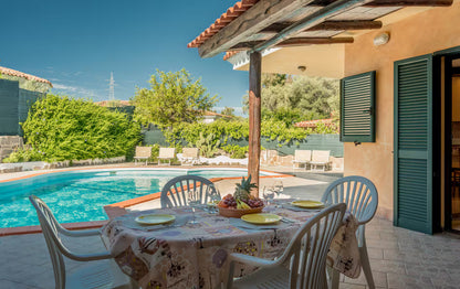 [ "VILLA GELSOMINO" // ARZACHENA ]