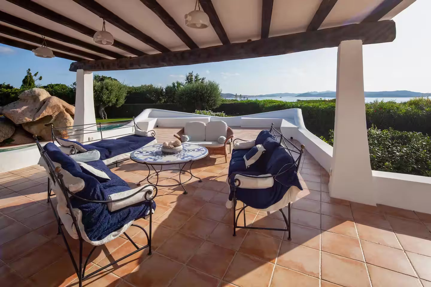 [ "VILLA PORTO RAFAEL" CON PISCINA VISTA MARE // PUNTA SARDEGNA ]
