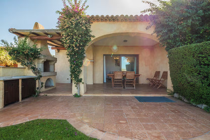 [ "VILLA VISTA MARE" PALAU ]
