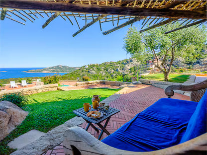[ "VILLA PERLA 2" // PORTO CERVO ]
