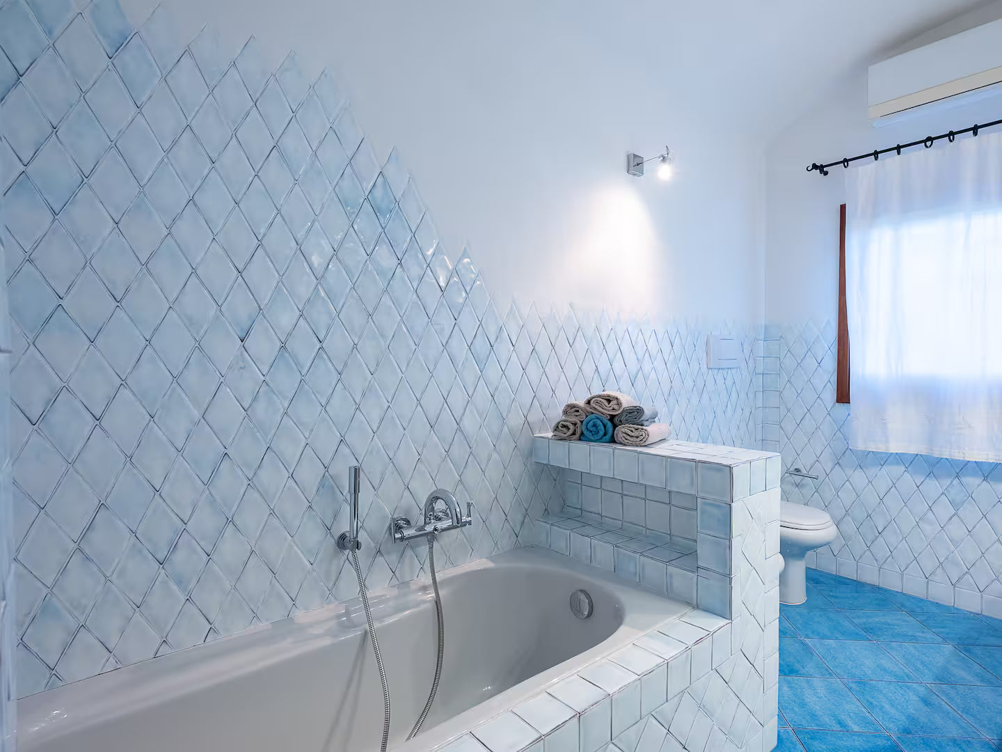 [ "VILLA GINEPRO" // ARZACHENA ]