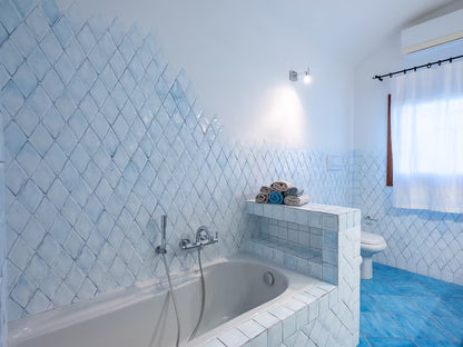 [ "VILLA GINEPRO" // ARZACHENA ]