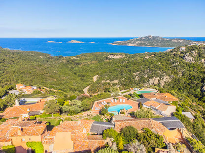 [ "VILLA PERLA 1" // PORTO CERVO ]