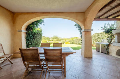 [ "VILLA VISTA MARE" PALAU ]