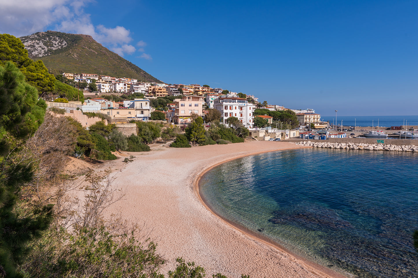 [ "VILLA GOLFO BLU" // CALA GONONE ]