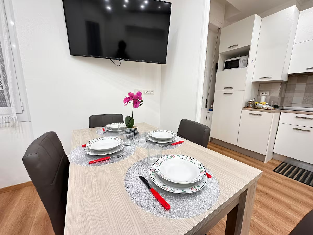 [ "APPARTAMENTO MODERN" // CENTRO SANREMO ]