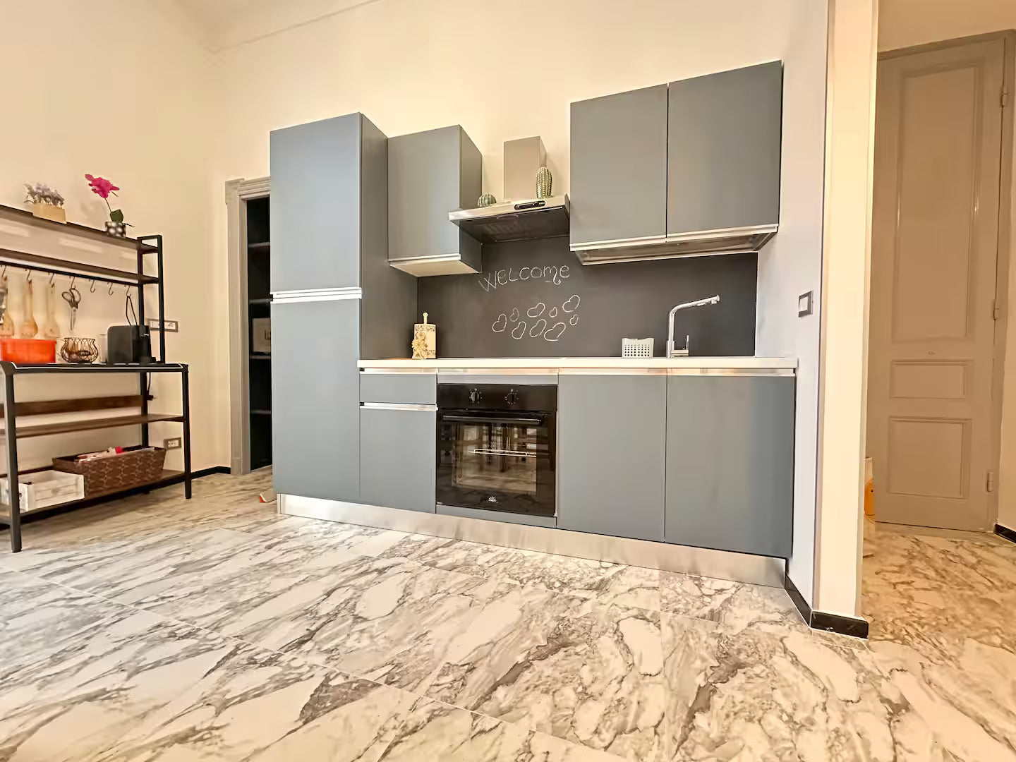 [ "CASA SUL BORGO" // SANREMO ]