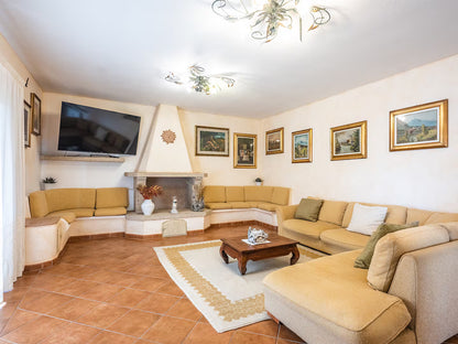 [ "VILLA SMERALDA" // ARZACHENA ]