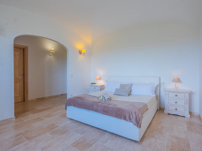 [ "VILLA OLIVASTRO" // ARZACHENA ]