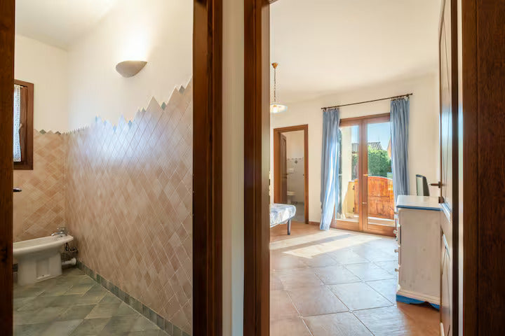 [ "VILLA VISTA MARE" PALAU ]