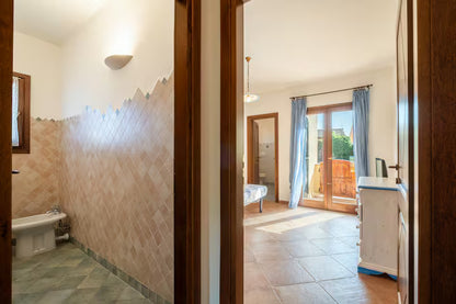 [ "VILLA VISTA MARE" PALAU ]