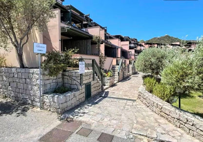 [ "APARTMENT SEA HORIZON" // TANCA MANNA ]