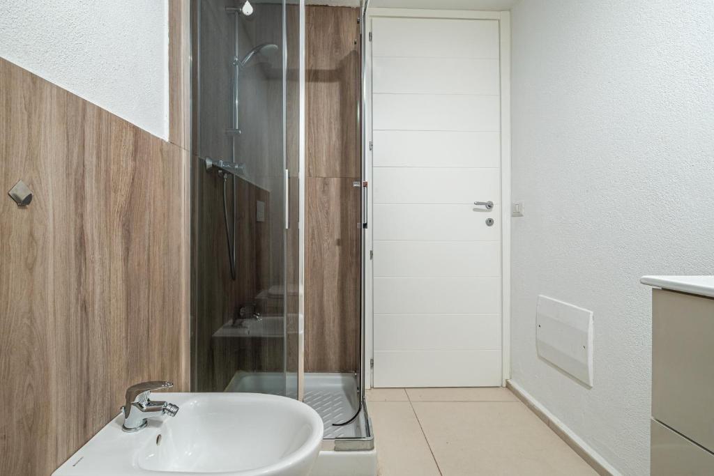 [ "TRILOCALE GREEN" // GOLFO ARANCI ]