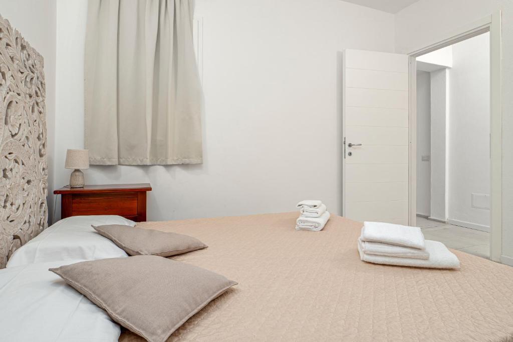 [ "TRILOCALE GREEN" // GOLFO ARANCI ]