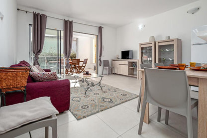 [ "TRILOCALE GREEN" // GOLFO ARANCI ]