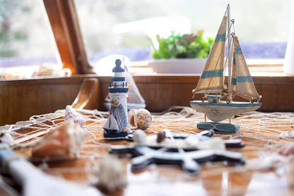 [ "YACHT ALASSIO PARTY CRUISE" // ALASSIO ]