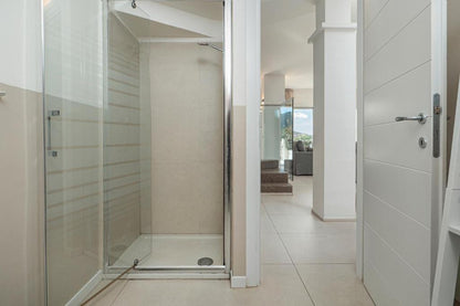 [ SUPERIOR VILLA "JACUZZI" GOLFO ARANCI ]