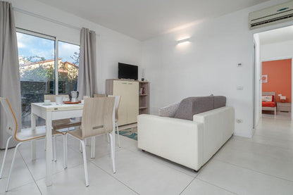 [ "CASA STELLA MARINA" // GOLFO ARANCI ]