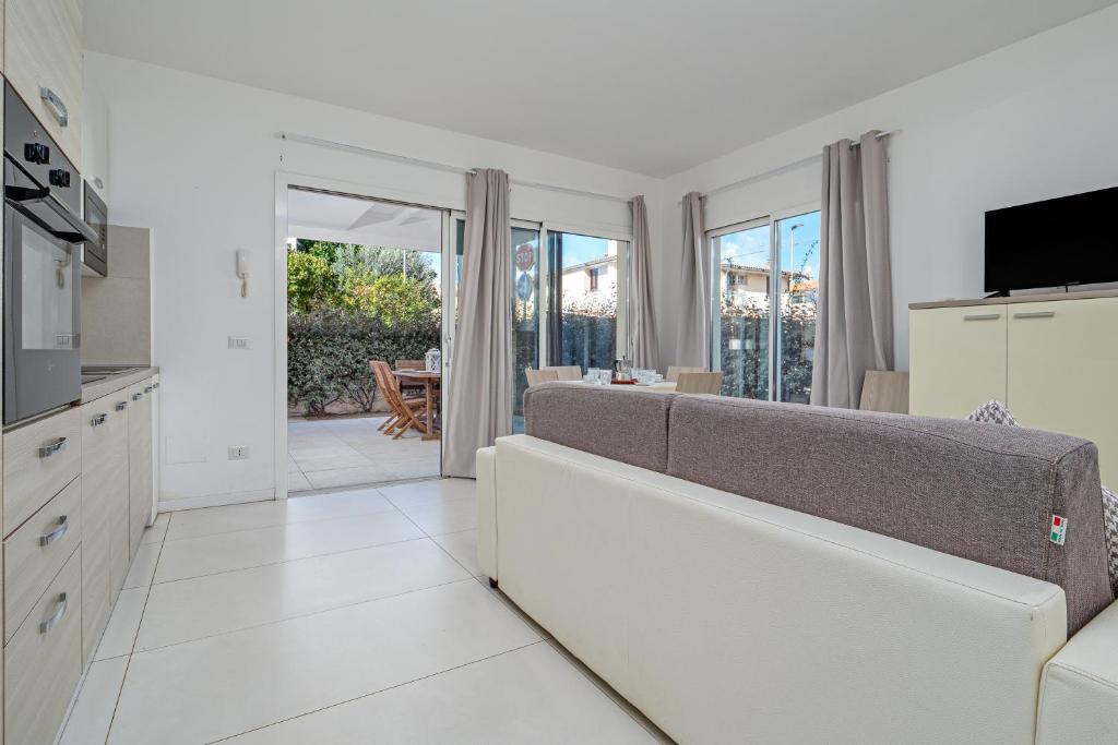 [ "CASA STELLA MARINA" // GOLFO ARANCI ]