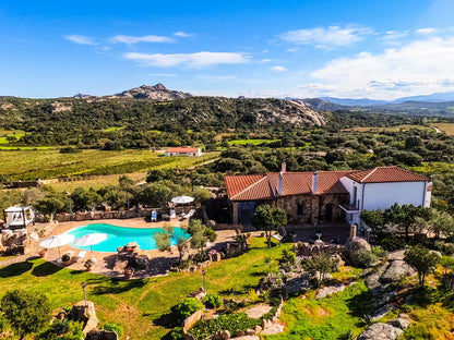 [ "VILLA ARZACHENA" // ARZACHENA ]