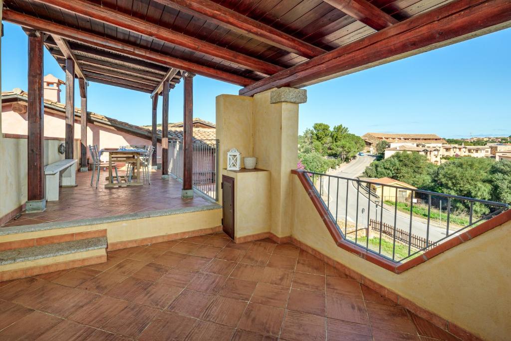 [ "TRILOCALE VISTA BLU" // GOLFO ARANCI ]