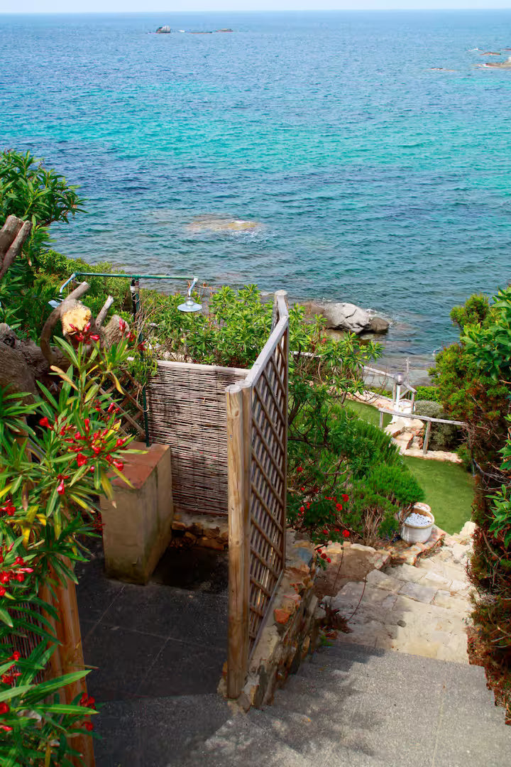 [ "VILLA CALA CATERINA" ACCESSO DIRETTO ALLA SPIAGGIA // VILLASIMIUS ]